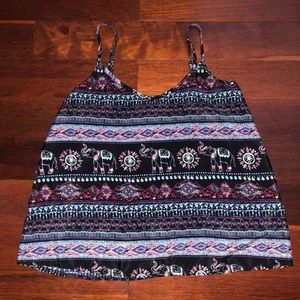 Hollister: Light-weight Top